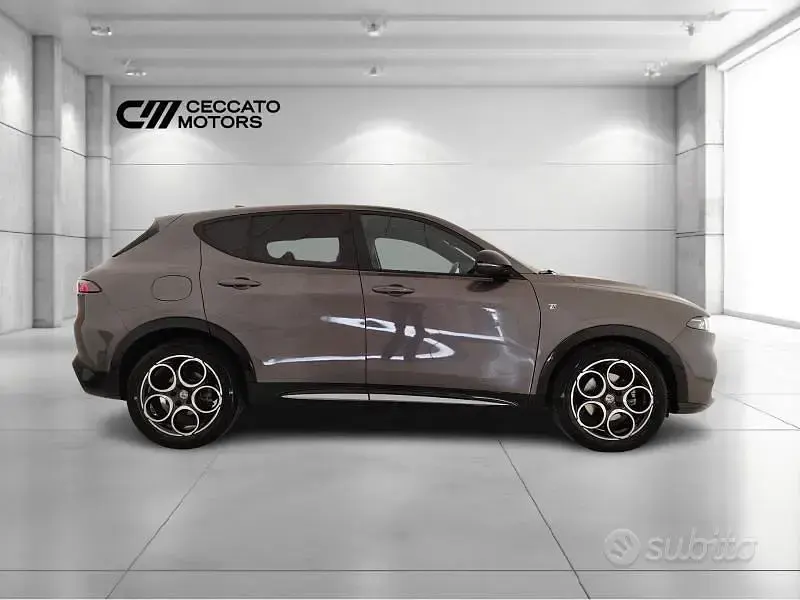 Usata Alfa Romeo Tonale Ti 131 CV (96 kW) 2023 Grigio SUV