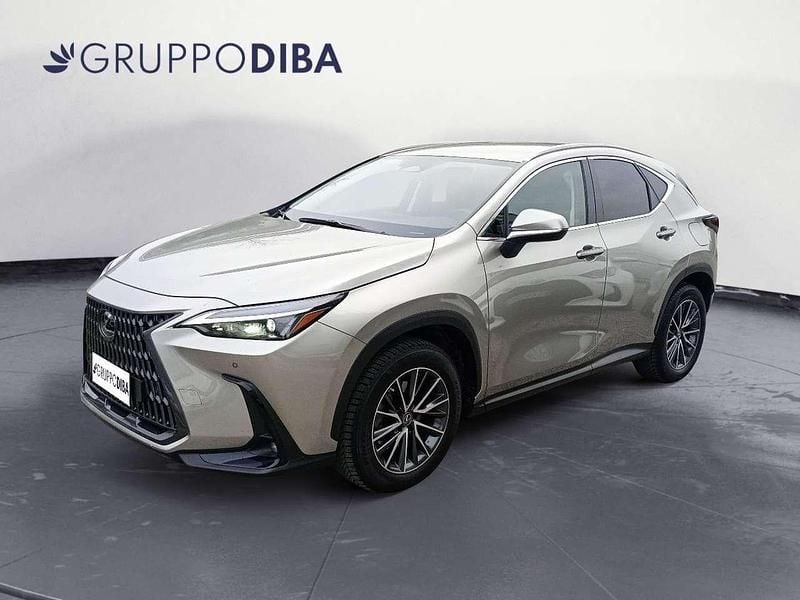 Usata Lexus NX350h 243 CV (178 kW) 2023 Grigio SUV