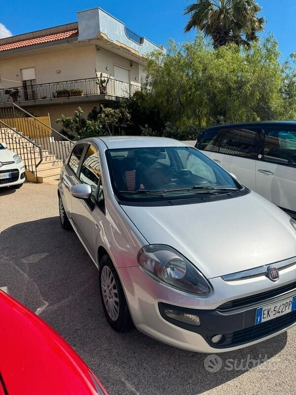 Usata Fiat Punto Evo Active 75 CV (55 kW) 2010 Grigio Utilitaria
