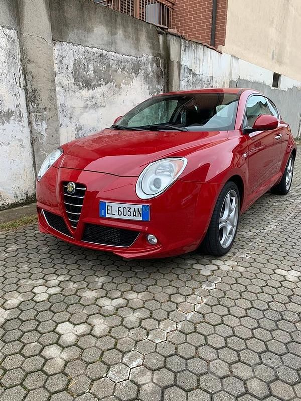 Usata Alfa Romeo MiTo 120 CV (88 kW) 2012 Rosso Utilitaria