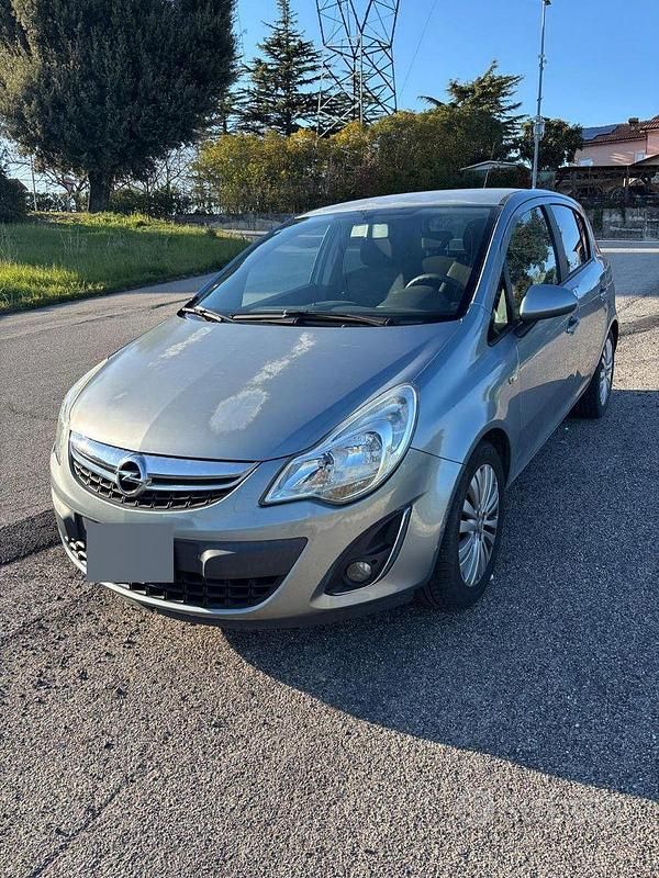 Usata Opel Corsa 2014 Utilitaria