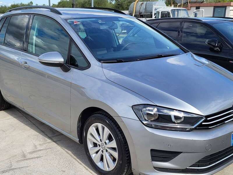Usata 2017 VW Golf Sportsvan Trendline Monovolume | 9800 € (Buon prezzo) - Immagine 1/4