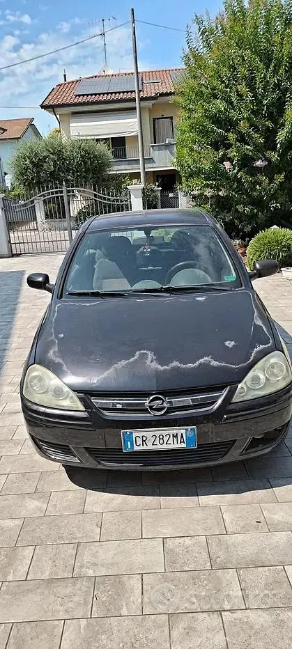 Usata Opel Corsa 69 CV (50 kW) 2005 Nero Utilitaria