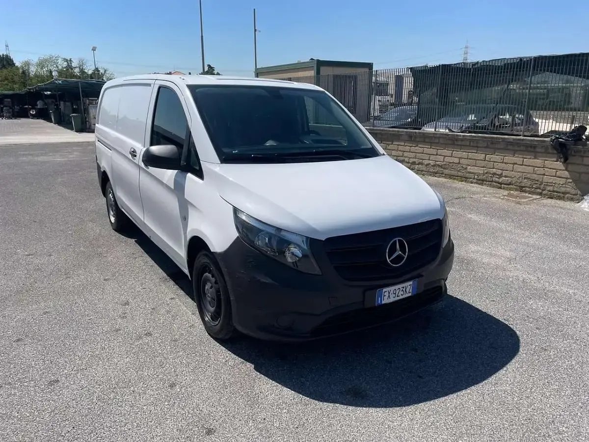 Occasion Mercedes Vito 114 ch (83 kW) 2019 Blanc Van
