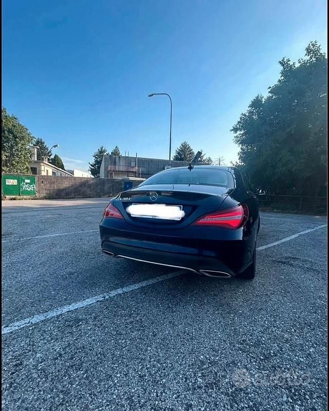 Usata Mercedes CLA200 136 CV (100 kW) 2018 Berlina