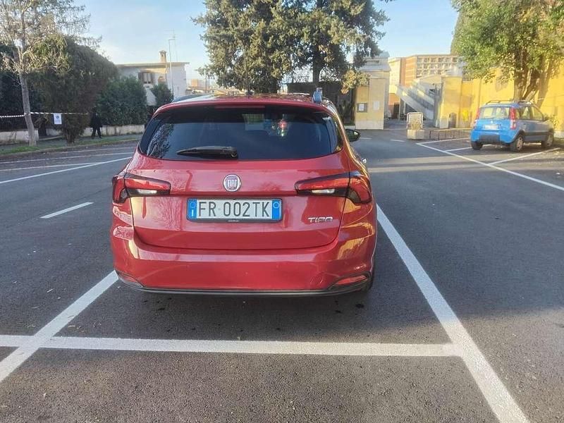 Usata Fiat Tipo Easy 95 CV (69 kW) 2018 Station wagon
