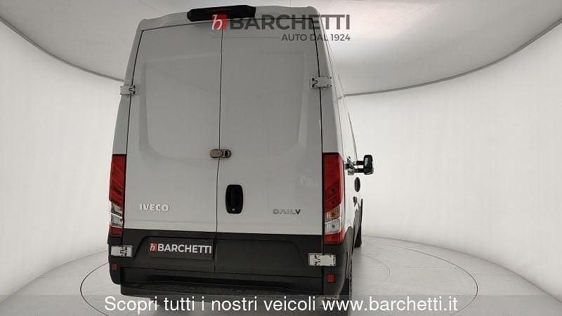 Usata Iveco Daily 116 CV (85 kW) 2021 Bianco Furgone