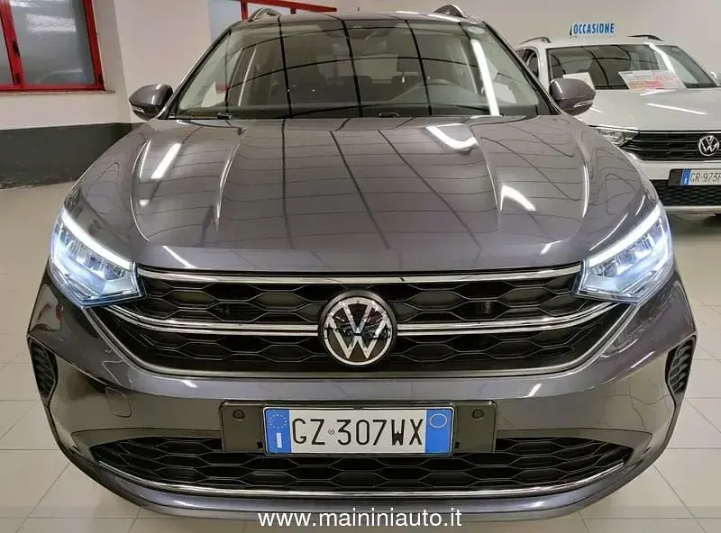 Usata VW Taigo Edition 116 CV (85 kW) 2025 Grigio scuro SUV