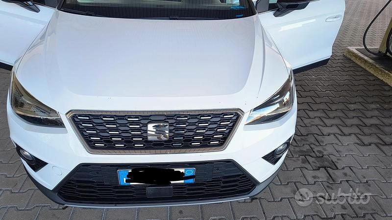 Usata Seat Arona XCELLENCE 90 CV (66 kW) 2021 Bianco SUV