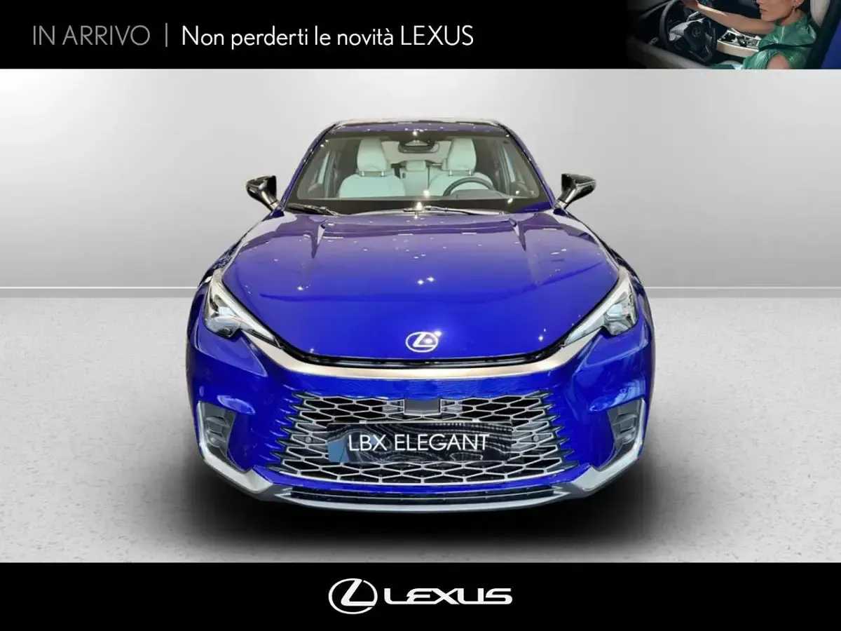 Nuova Lexus LBX 136 CV (100 kW) 2025 Nero SUV