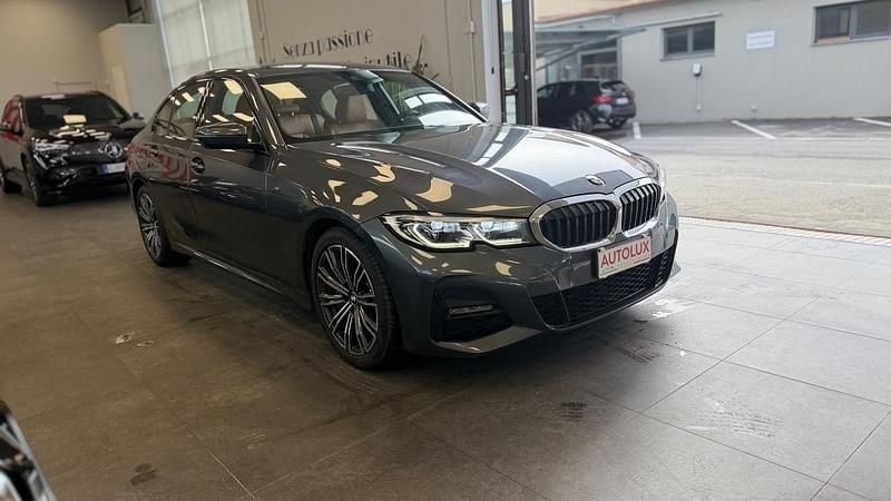 Usata BMW 330e Sport Line 285 CV (209 kW) 2020 Grigio Berlina