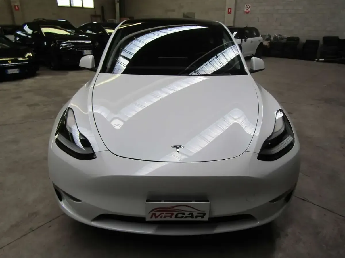 Usata Tesla Model Y Performance 158 kW (215 CV) 2023 Pearl white SUV