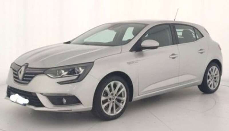 Argento Usata 2018 Renault Mégane IV Tre volumi | 10.000 € (Super prezzo) - Immagine 1/3