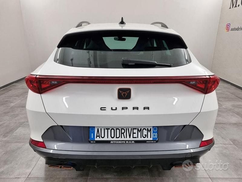 Usata Cupra Formentor VZ2 245 CV (180 kW) 2022 Bianco SUV