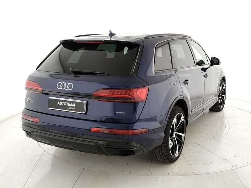 Usata Audi Q7 Sport 286 CV (210 kW) 2024 Blu SUV