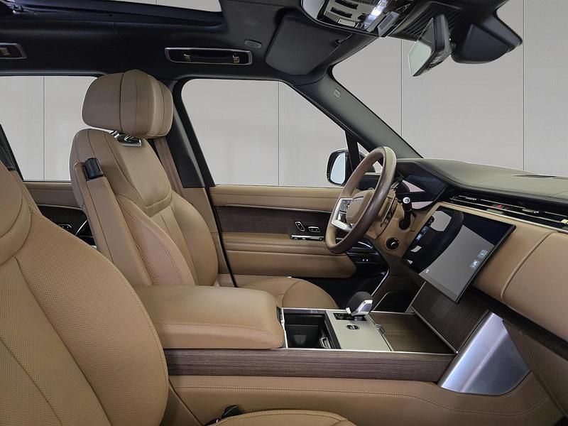 Usata Land Rover Range Rover Autobiography 350 CV (257 kW) 2024 Belgravia green SUV