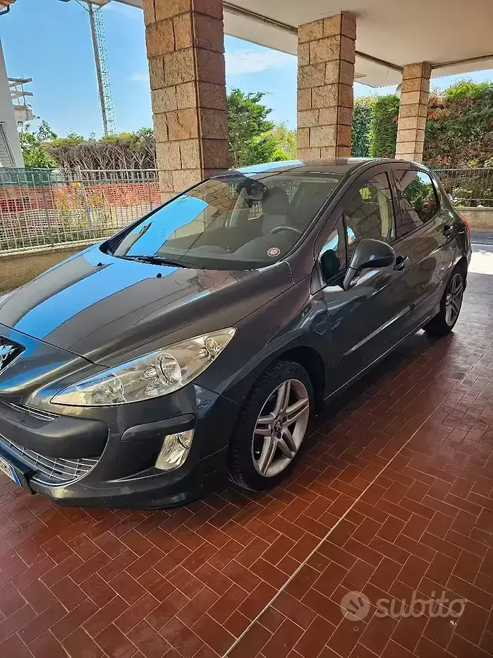 Usata Peugeot 308 120 CV (88 kW) 2008 Berlina