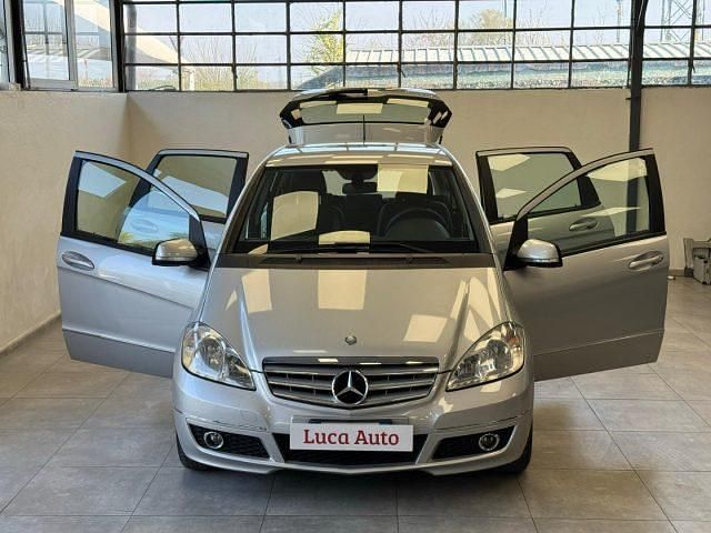 Usata Mercedes A160 95 CV (69 kW) 2009 Argento Berlina