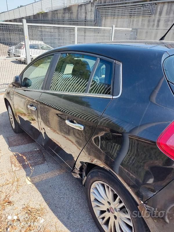 Usata Fiat Bravo 120 CV (88 kW) 2009 Nero Utilitaria