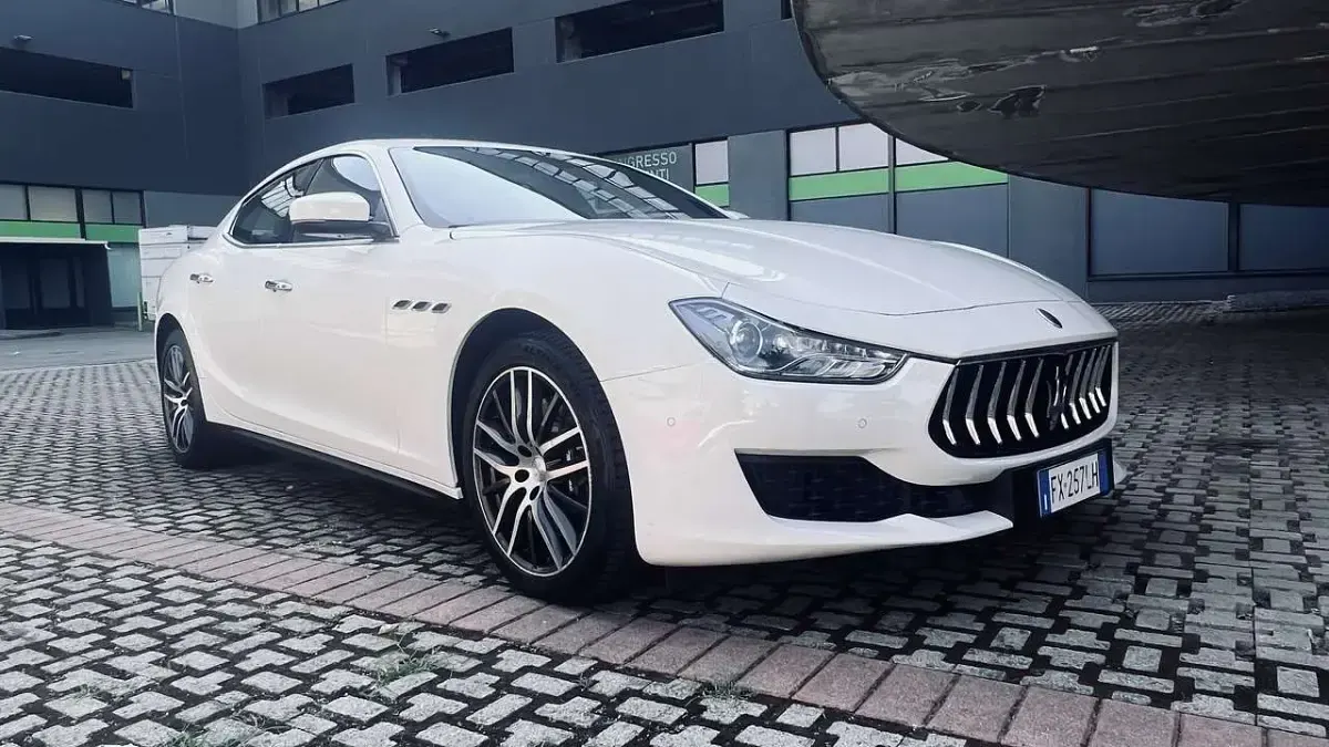 Usata Maserati Ghibli 250 CV (183 kW) 2019 Bianco Berlina