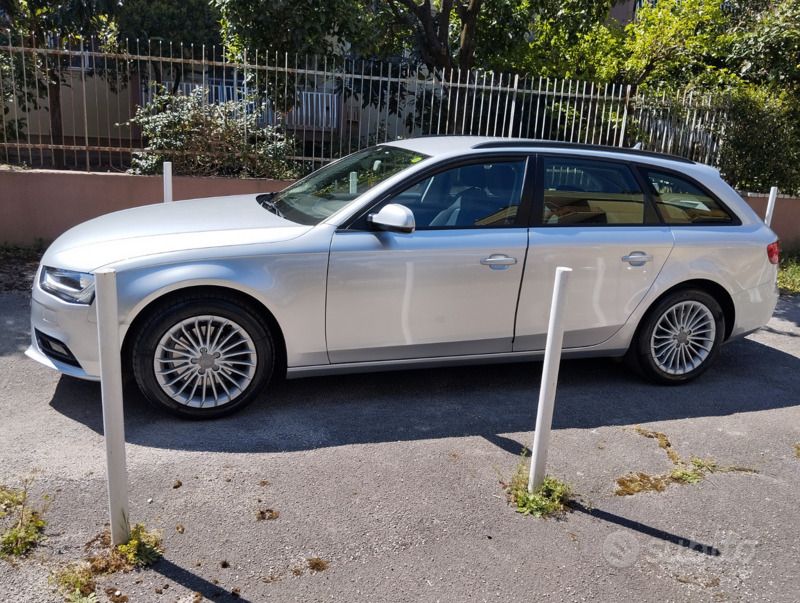 Usata Audi A4 Advanced 143 CV (105 kW) 2012 Grigio Station wagon