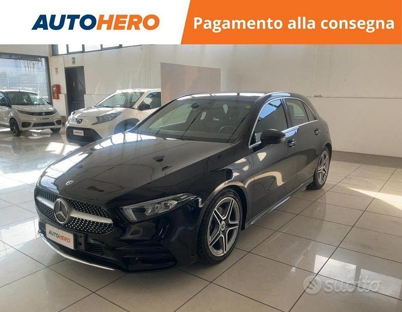 Nero Usata 2020 Mercedes A180 Premium Tre volumi | 24.199 € (Buon prezzo) - Immagine 1/2