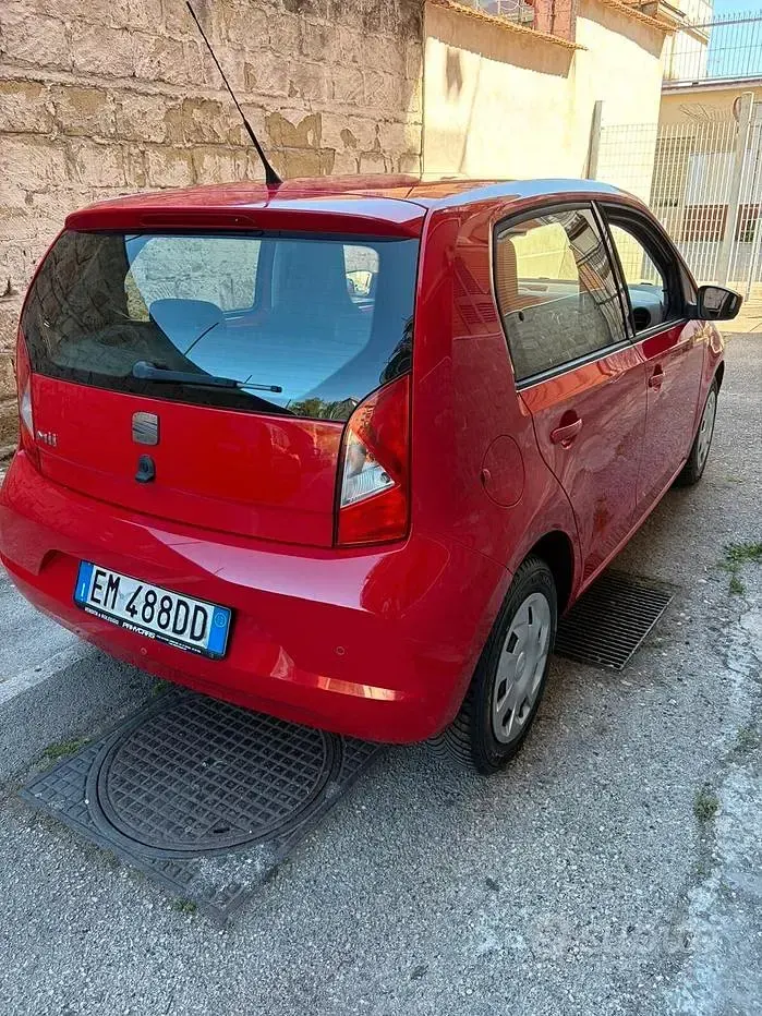 Usata Seat Mii Style 60 CV (44 kW) 2012 Rosso Utilitaria