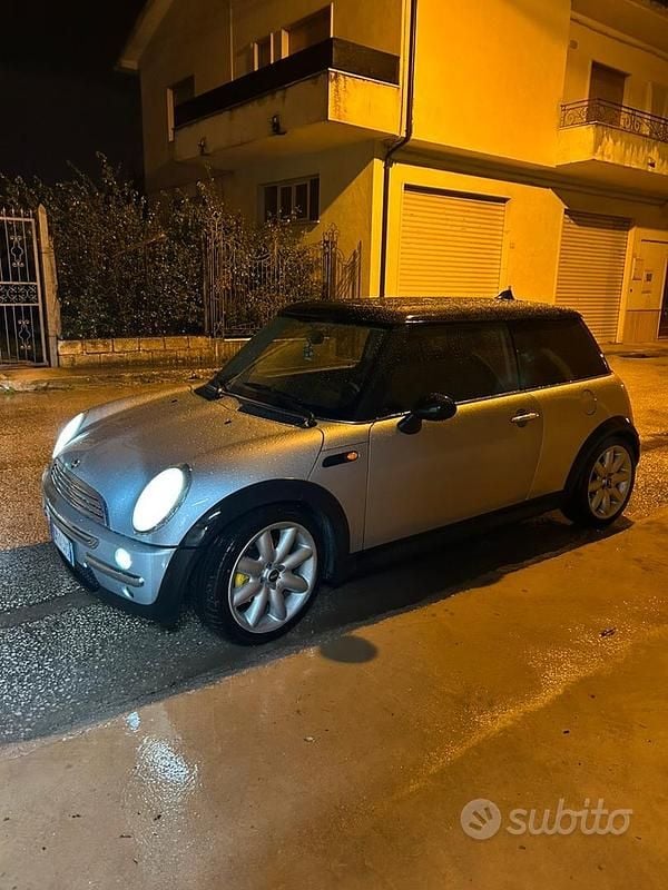 Usata Mini One D 75 CV (55 kW) 2004 Grigio Utilitaria