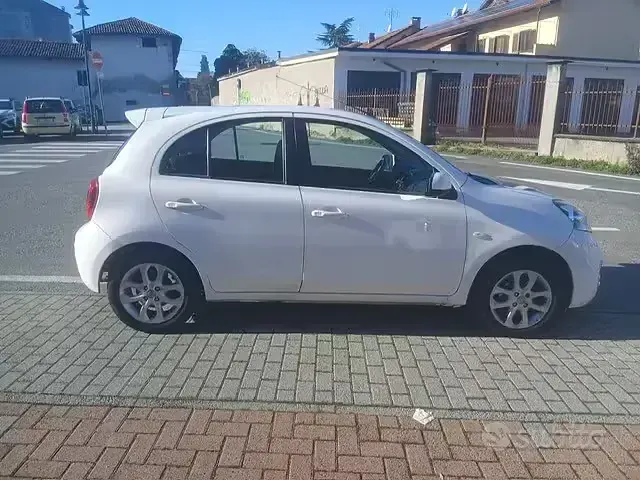 Usata Nissan Micra 80 CV (58 kW) 2014 Bianco Utilitaria