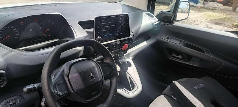 Bianco Usata 2019 Peugeot Partner Monovolume | 8500 € (Buon prezzo) - Immagine 1/4