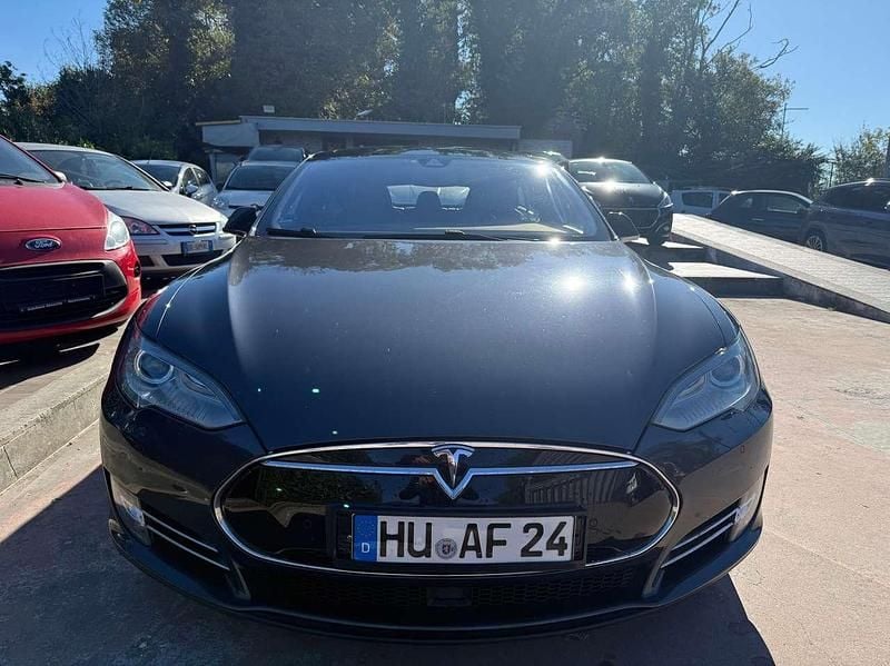 Usata Tesla Model S 314 kW (428 CV) 2015 Nero Utilitaria