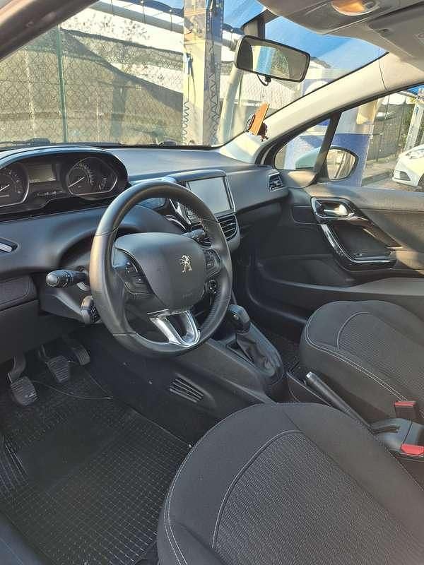 Usata Peugeot 208 Allure 75 CV (55 kW) 2018 Utilitaria