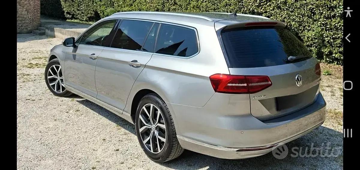 Usata VW Passat Highline 150 CV (110 kW) 2016 Grigio Station wagon