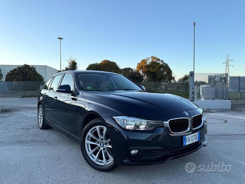 Blu Usata 2017 BMW 320 Comfort Edition Station wagon | 13.900 € (Buon prezzo) - Immagine 1/4