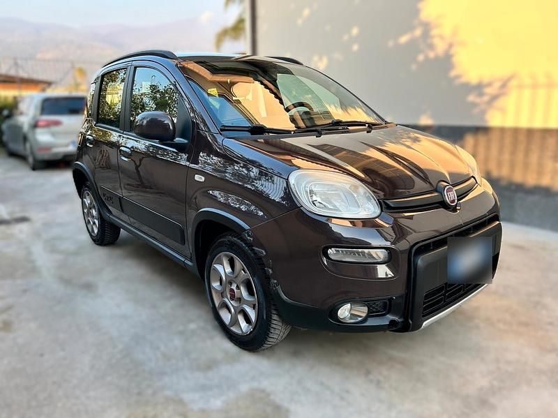 Usata Fiat Panda 4x4 75 CV (55 kW) 2013 Marrone Utilitaria