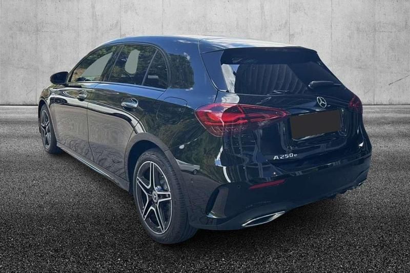 Usata Mercedes A250 AMG Line Premium 218 CV (160 kW) 2024 Nero Berlina