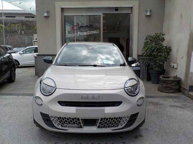 Nuova 2025 Fiat 600 Pop SUV | 18.600 € - Immagine 1/3
