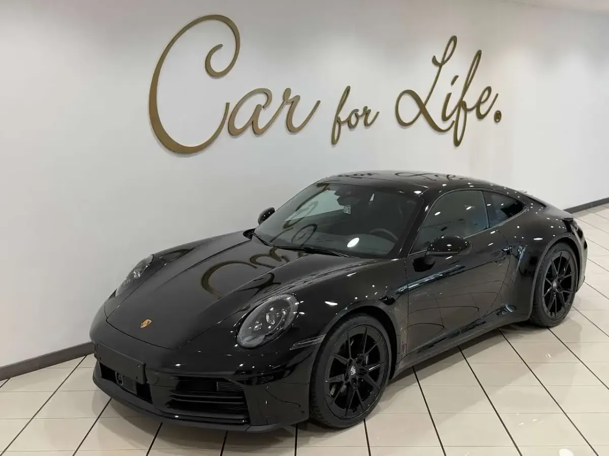 Usata Porsche 992 450 CV (330 kW) 2023 Nero Coupé