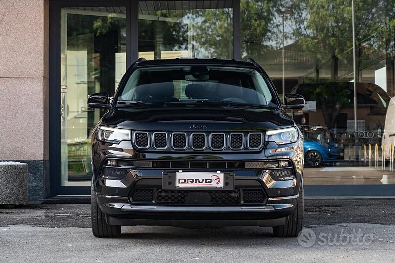 Usata Jeep Compass Summit 131 CV (96 kW) 2025 Nero SUV