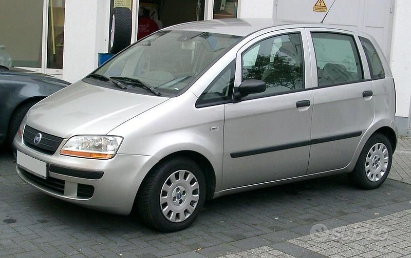 Usata Fiat Idea 2004 Grigio Monovolume