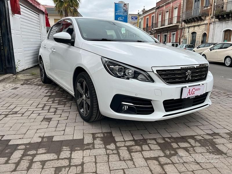 Usata Peugeot 308 Allure 131 CV (96 kW) 2019 Bianco Berlina