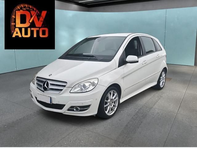 Usata Mercedes B180 Executive 109 CV (80 kW) 2011 Bianco Monovolume