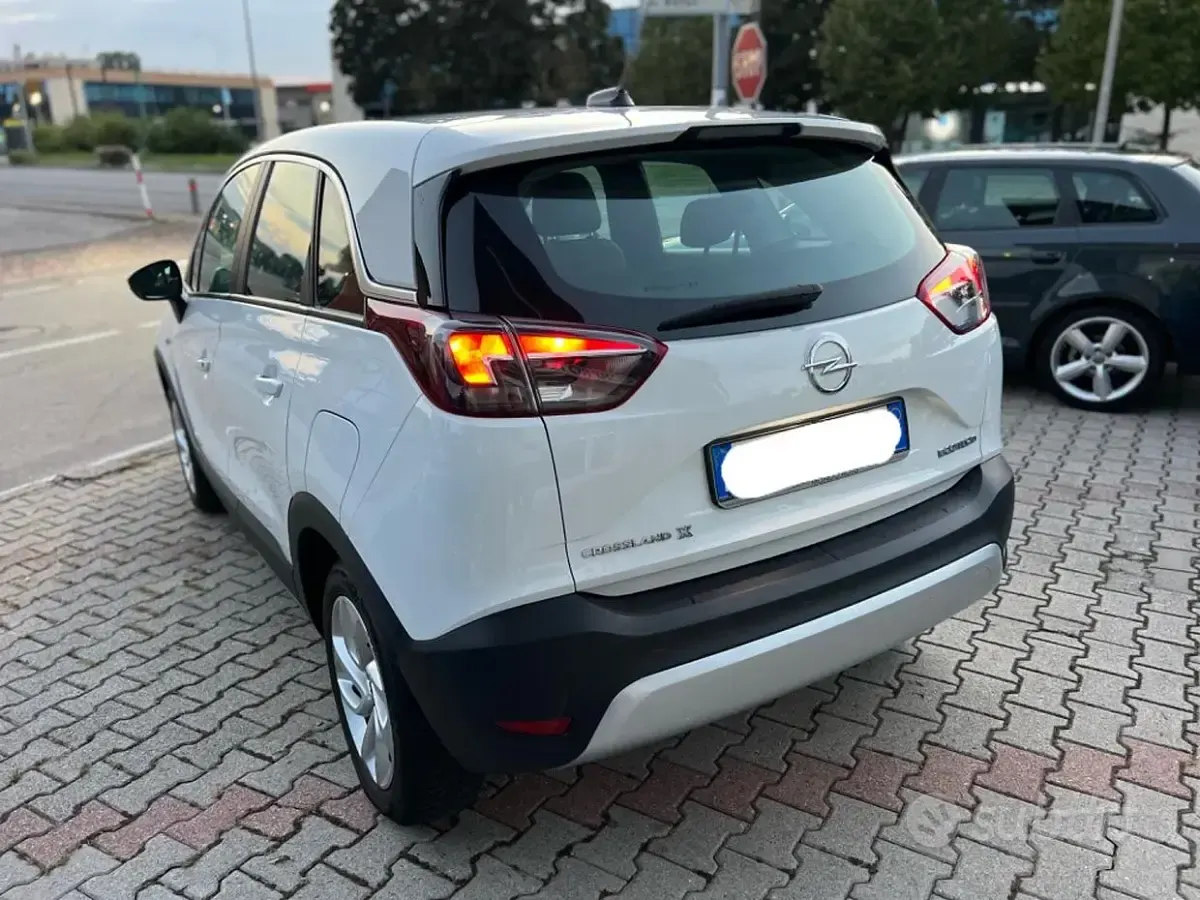 Usata Opel Crossland X 102 CV (75 kW) 2018 Bianco SUV