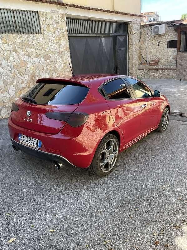 Usata Alfa Romeo Giulietta Veloce 140 CV (102 kW) 2014 Utilitaria