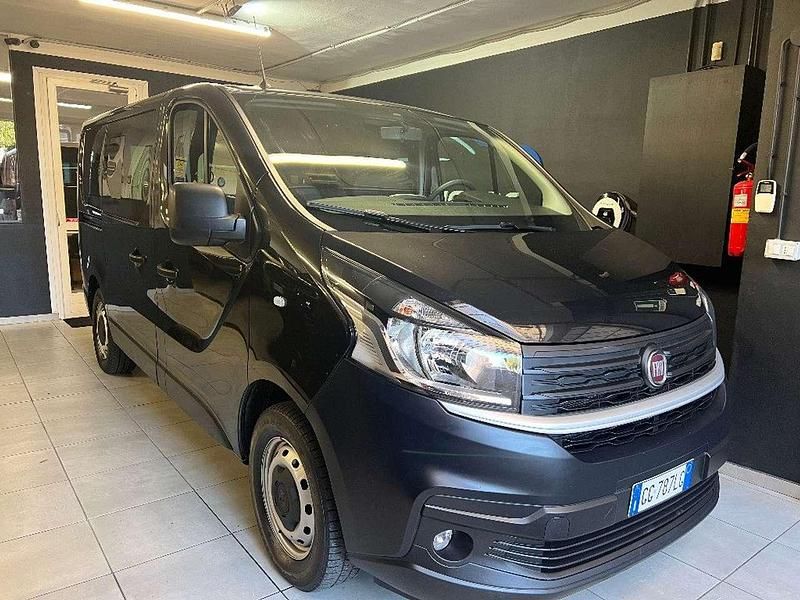 Nero Usata 2021 Fiat Talento Monovolume | 17.700 € (Buon prezzo) - Immagine 1/4