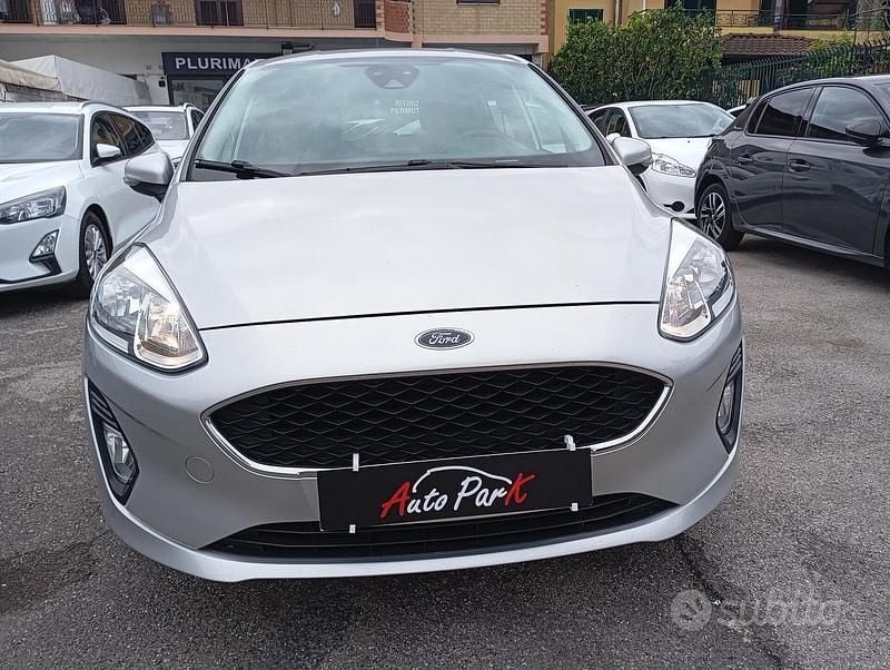 Usata Ford Fiesta 86 CV (63 kW) 2019 Grigio Berlina