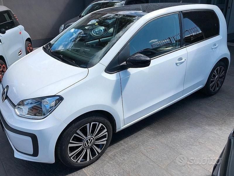Usata VW up! Move 68 CV (50 kW) 2021 Bianco Utilitaria