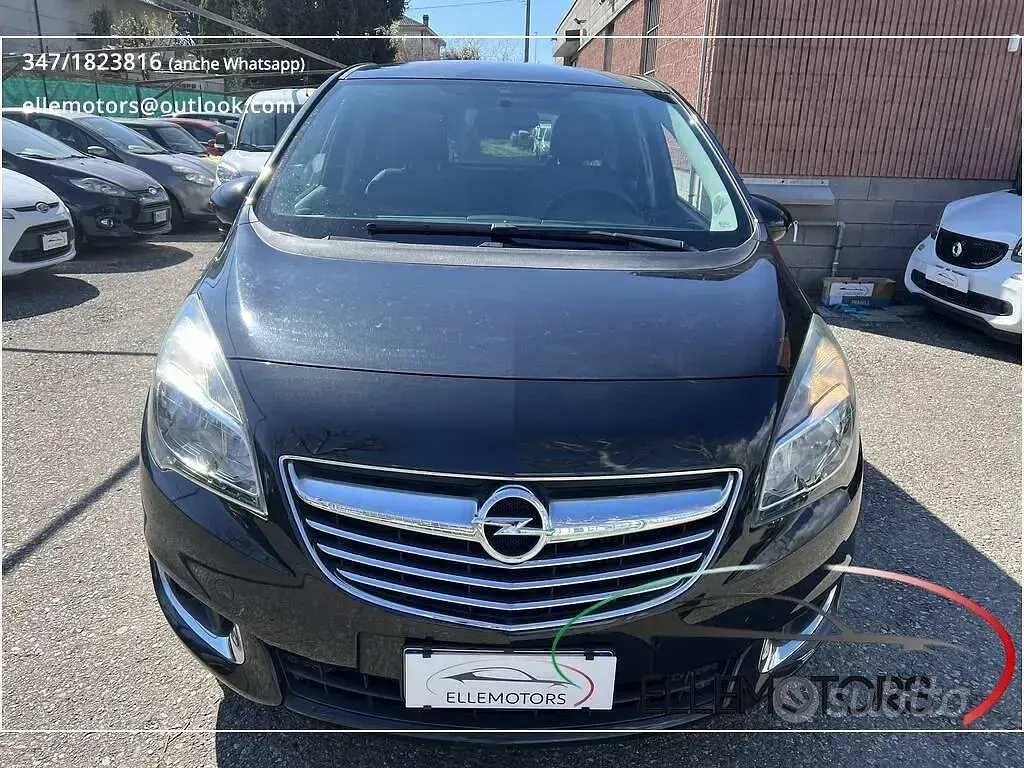 Usata Opel Meriva Cosmo 95 CV (69 kW) 2015 Nero Monovolume
