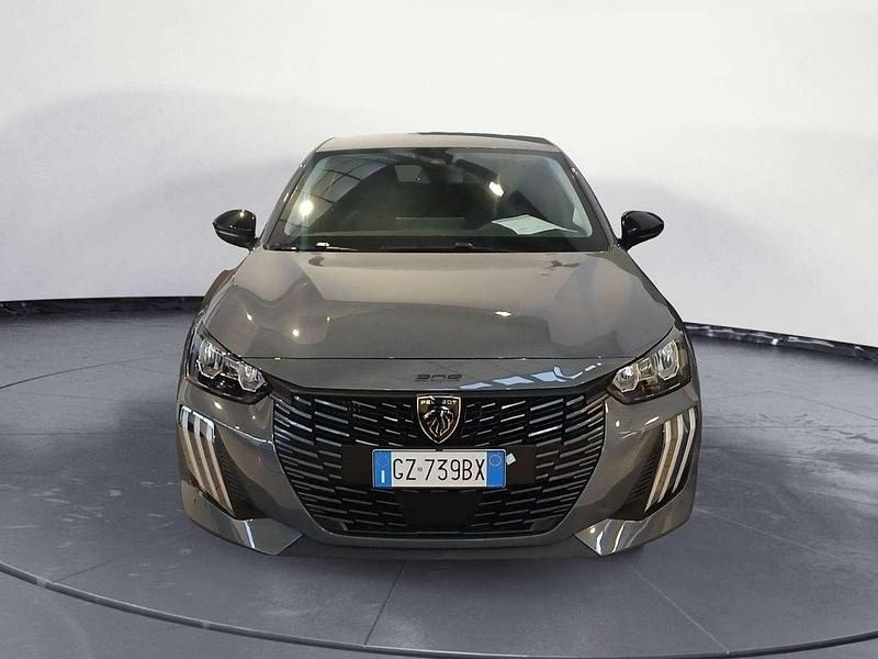 Usata Peugeot 208 Allure 101 CV (74 kW) 2025 Grigio Utilitaria