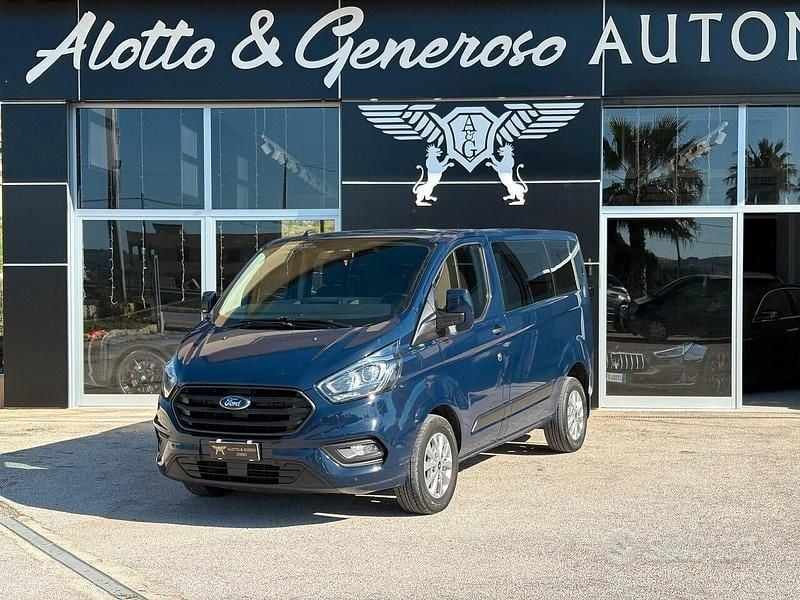 Occasion Ford Transit Custom 131 ch (96 kW) 2019 Bleue Break